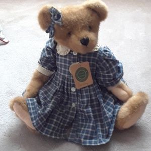 Boyds Bear (Courtney)